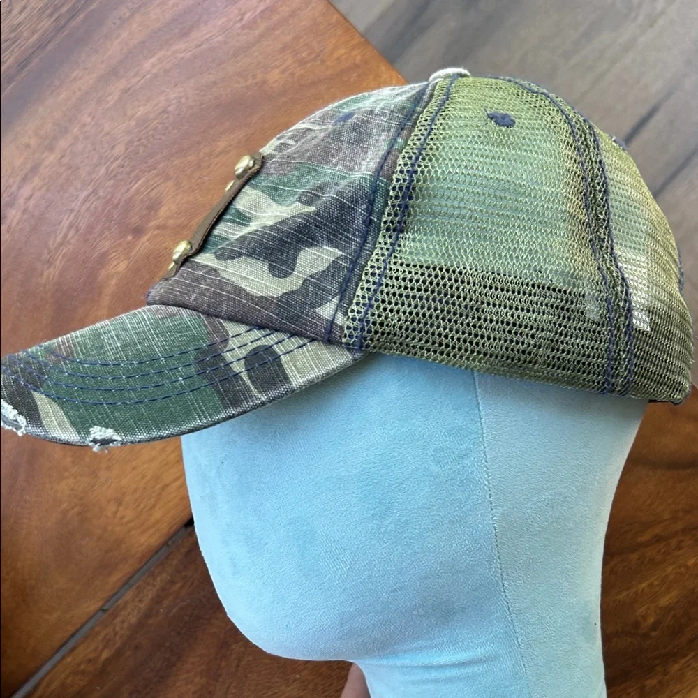 Louis Vuitton hat !!